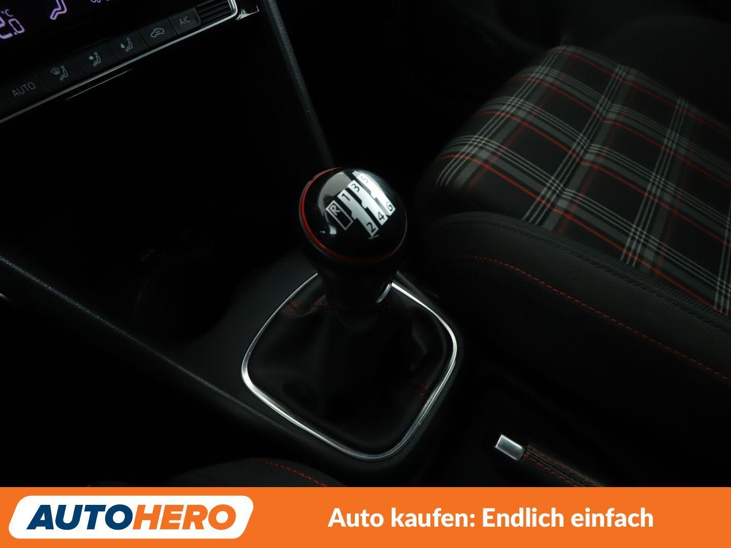Volkswagen Polo 1.8 TSI GTI  BMT *NAVI*LED*TEMPO*PDC*SHZ*