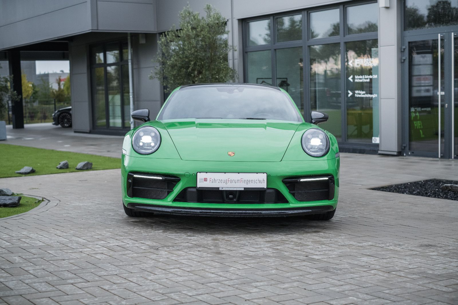 Fahrzeugabbildung Porsche 911/992 GTS KARO, LED, PDLS, DAB, Sp.-Design