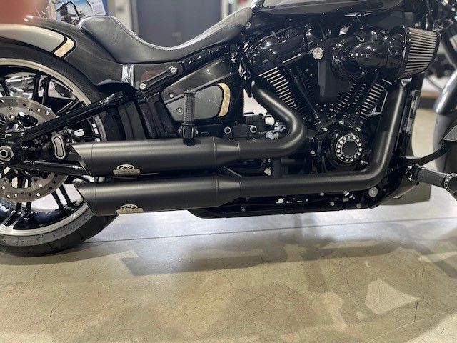 Fahrzeugabbildung Harley-Davidson FXBR Breakout Umbau Jekill Airride 260er Custom
