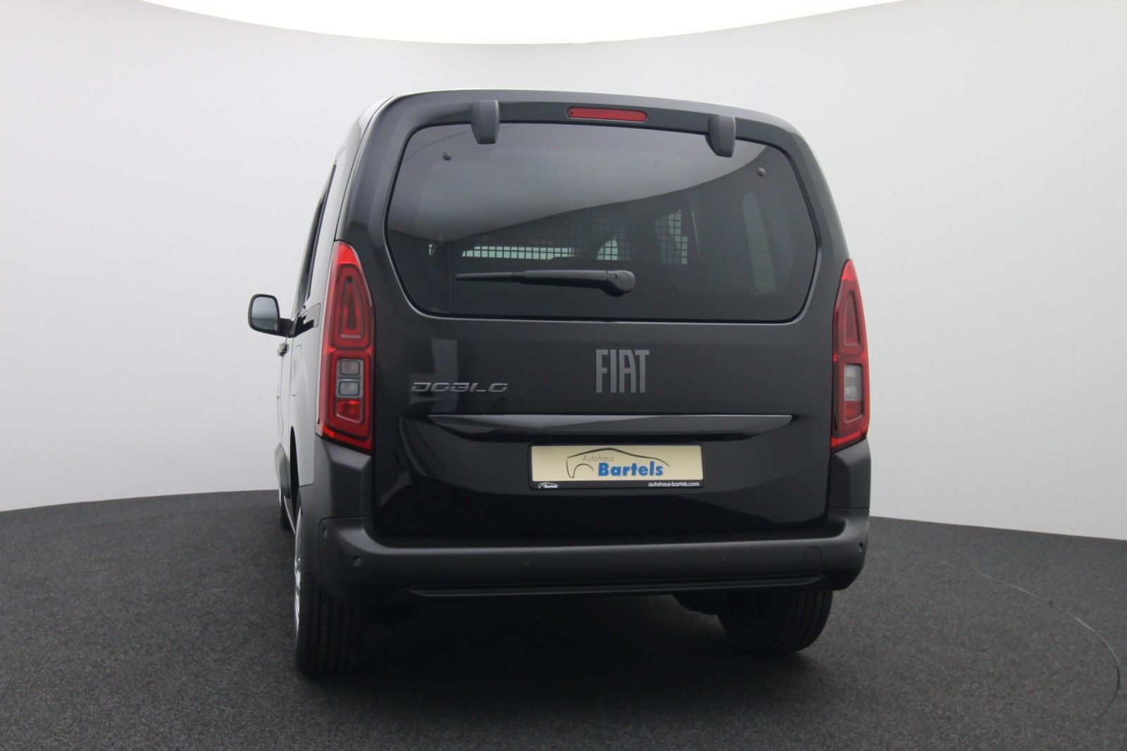Fahrzeugabbildung Fiat Doblò Kombi L1 1.5 Diesel 96 kW Serie4