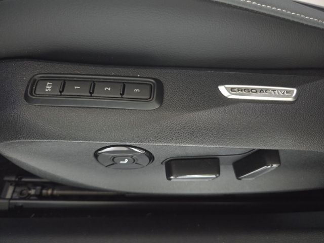 Passat Variant Elegance 2.0 TDI MATRIX PANO STH