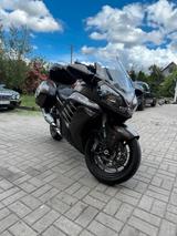 Kawasaki GTR 1400 - KAWASAKI GTR 1400