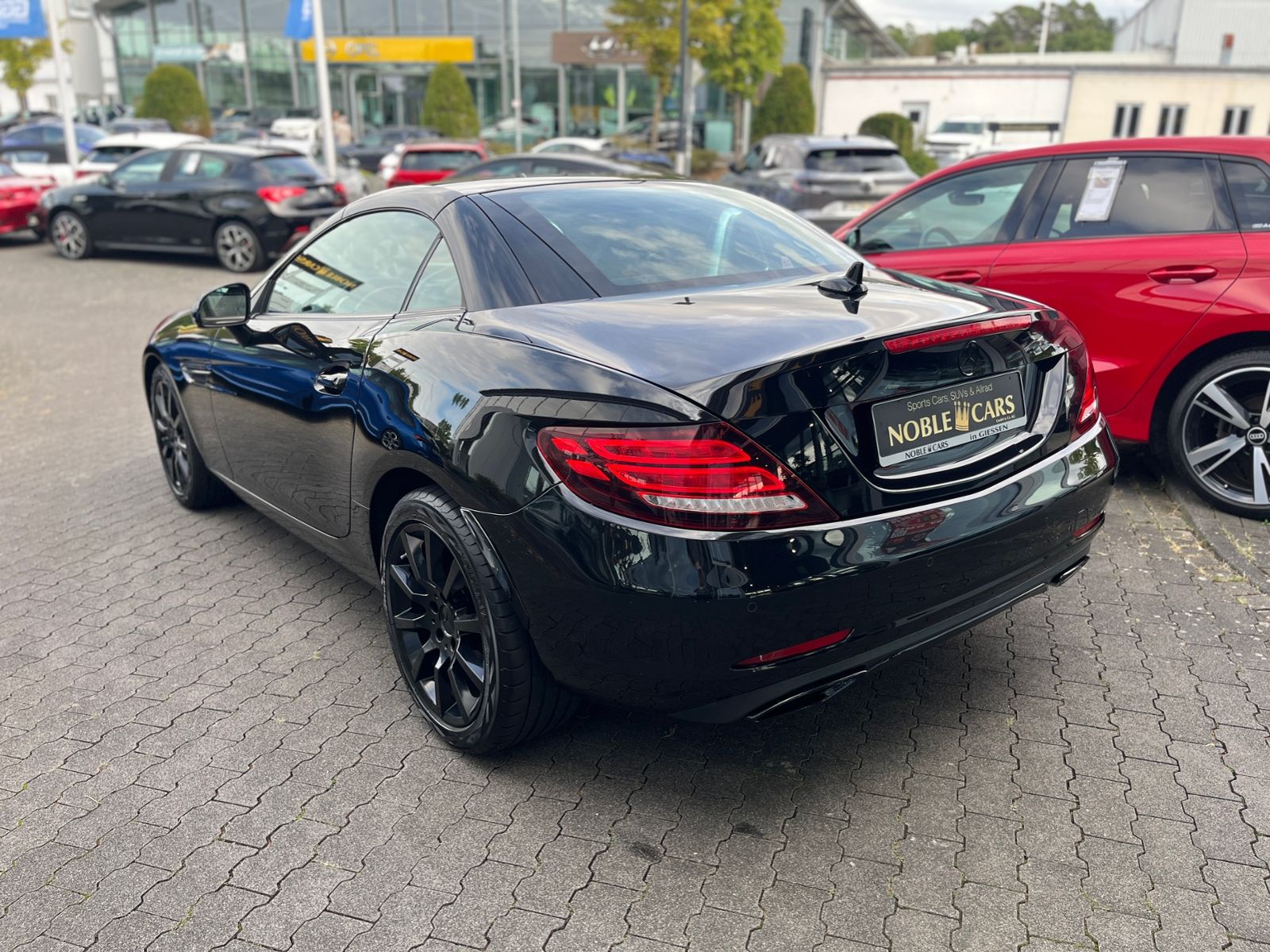 Fahrzeugabbildung Mercedes-Benz SLC 300 KLIMA NAV SHZ LEDER BEIGE