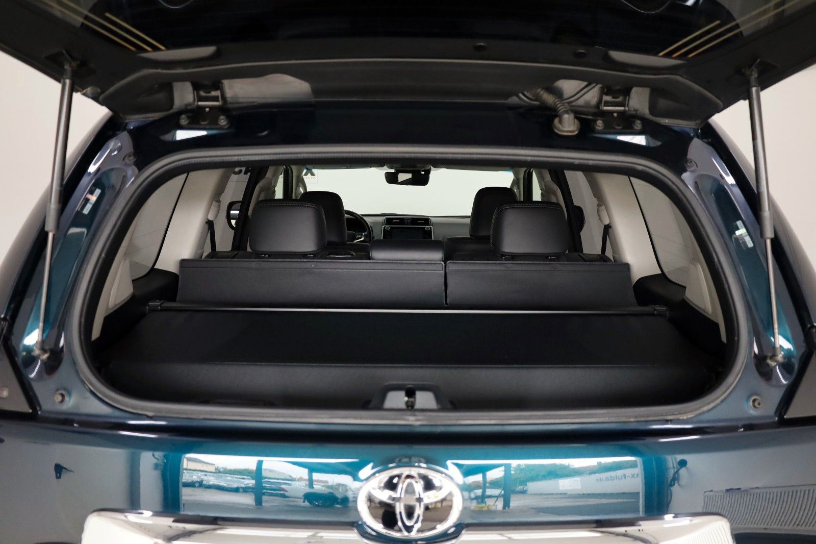 Fahrzeugabbildung Toyota Land Cruiser Executive,Leder,Navi,Sitzlüft., AHK
