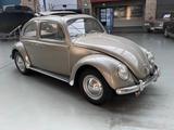 Volkswagen 1200 mit grossem Faltschiebedach - silberne Volkswagen Käfer