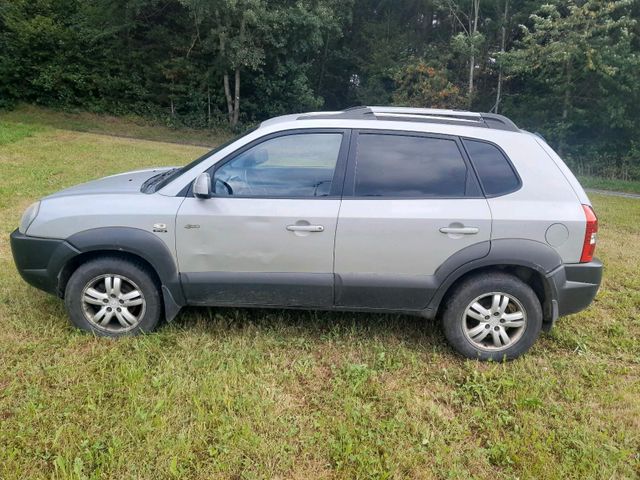 Hyundai tucson jm 2.0 CRDI 4WD