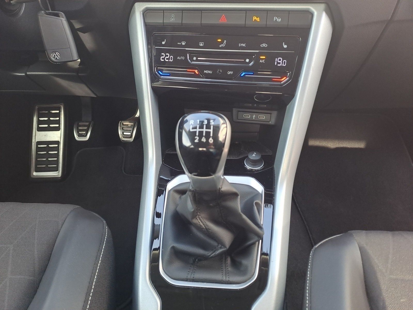 Volkswagen T-Roc - Bild 15