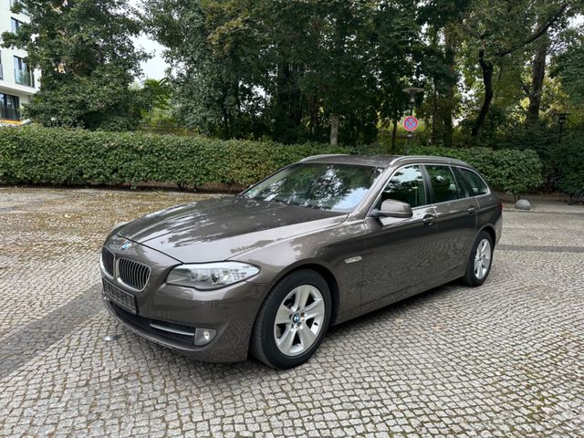 BMW 520d Aut. Leder NaviPro Memory Webasto Xenon