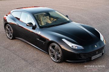 2017 Ferrari GTC4LUSSO photo 5