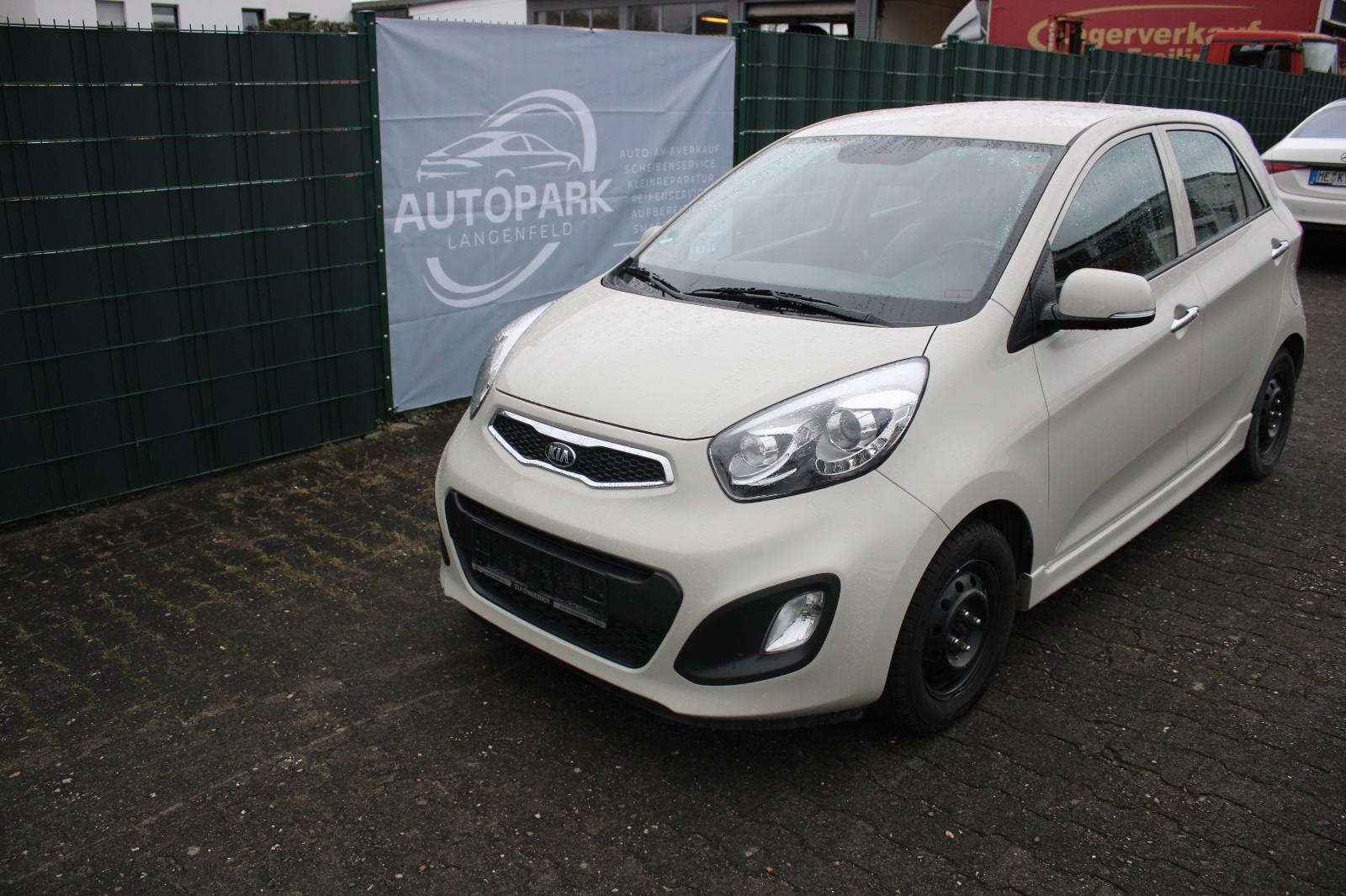 Kia Picanto FIFA World Cup Edition