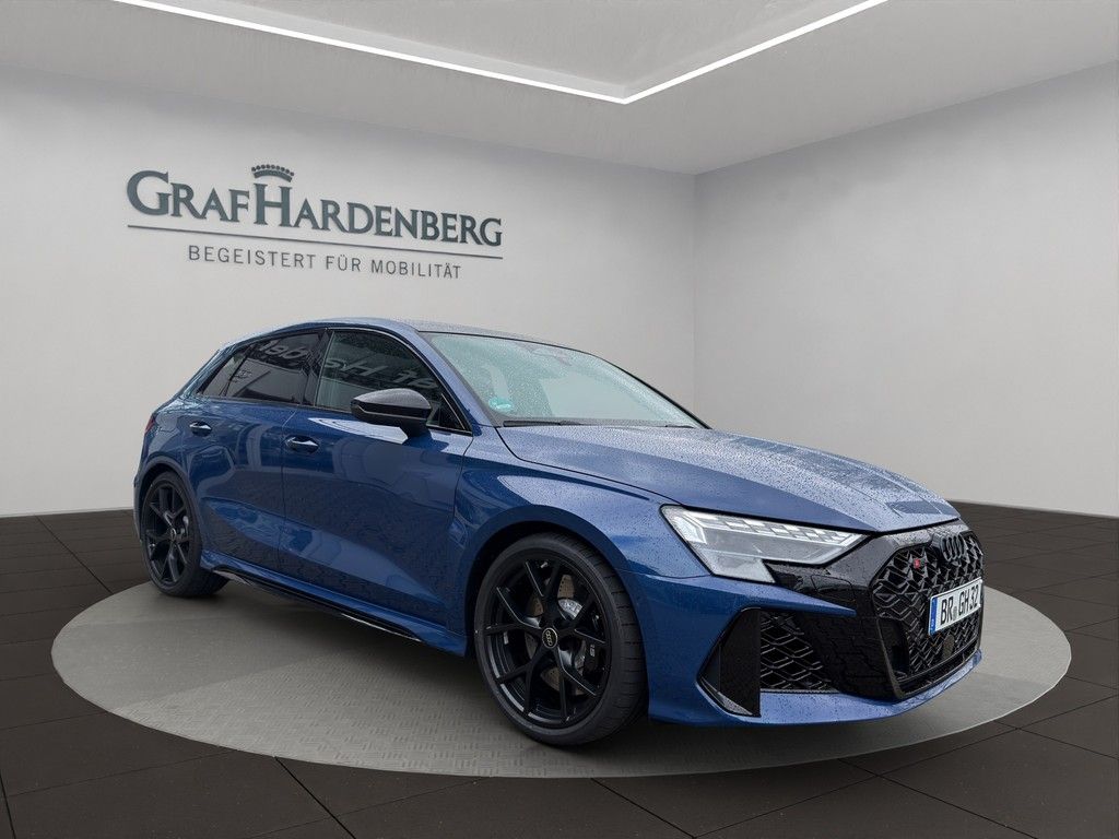 Audi RS3 Sportback quattro S-Tronic foto 8