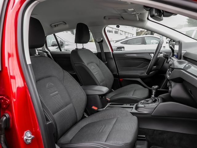 Ford Focus Turnier 1.0 Active Fahrerassistenz-Paket