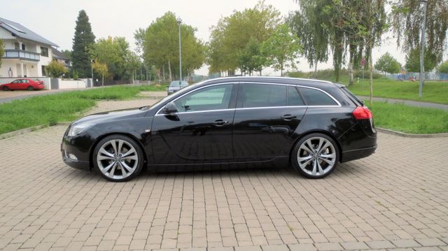 Opel Insignia Sports Tourer 2.0 CDTI Sport 118 kW...