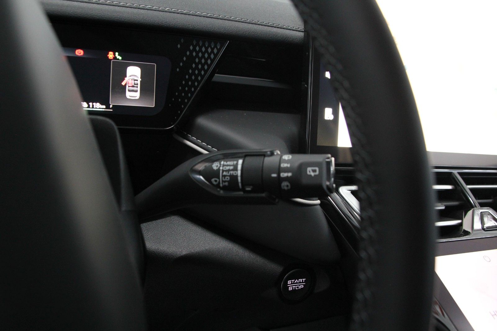 Fahrzeugabbildung GWM Wey 05 PHEV AWD Premium