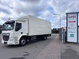 DAF LF 320 Sleeper Cab Koffer mit LBW Automatik AHK - DAF Lf