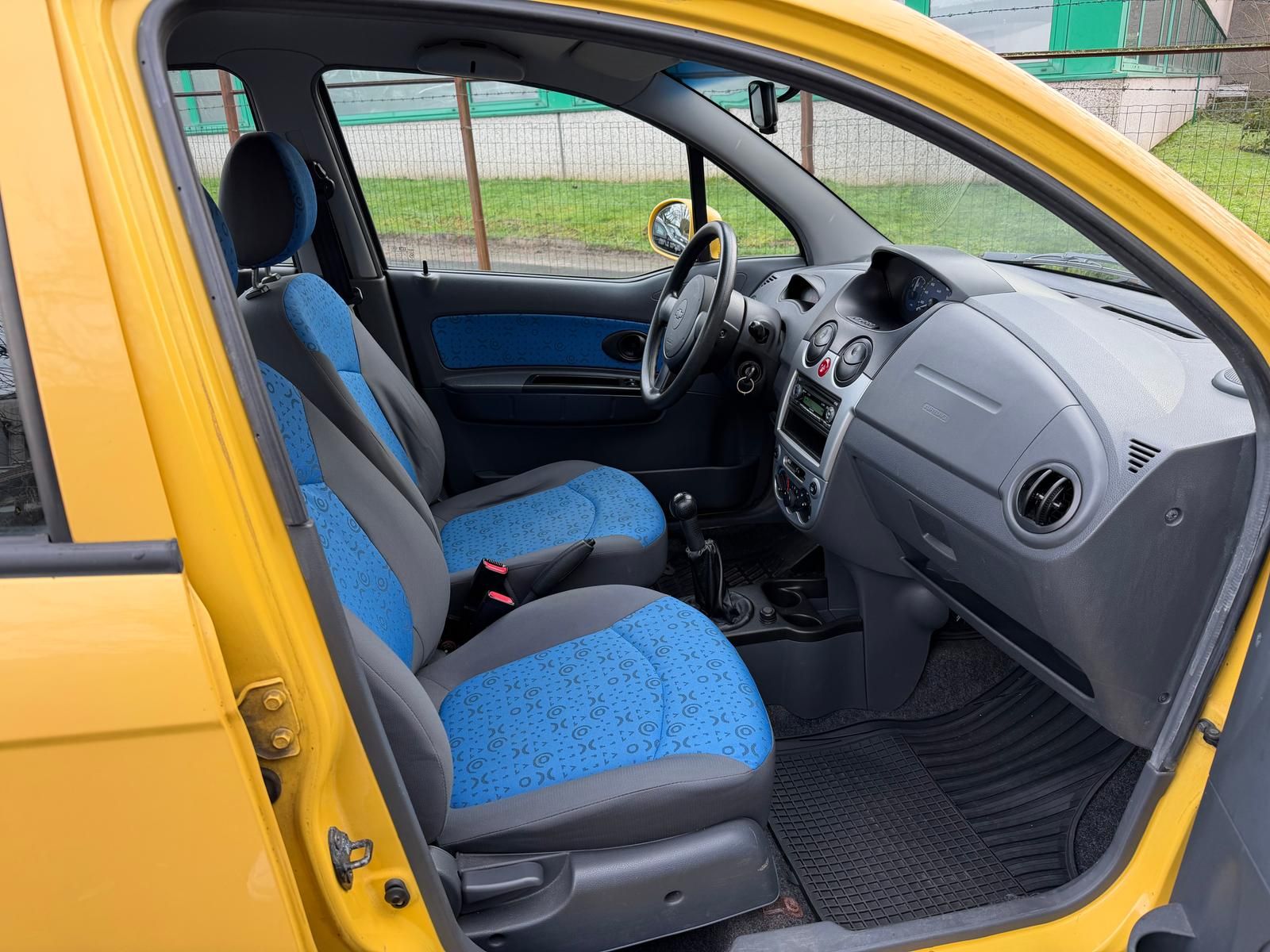 Fahrzeugabbildung Chevrolet MATIZ SE DYN 1.0*TÜV NEU*BUMBELBEE*SEHR GEPFLEGT