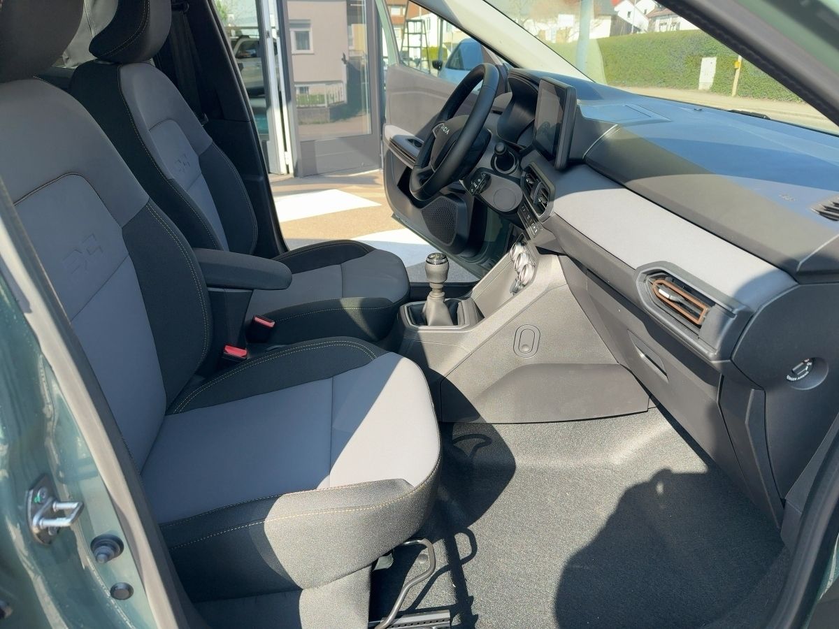 Fahrzeugabbildung Dacia Jogger Extreme+ TCe 110