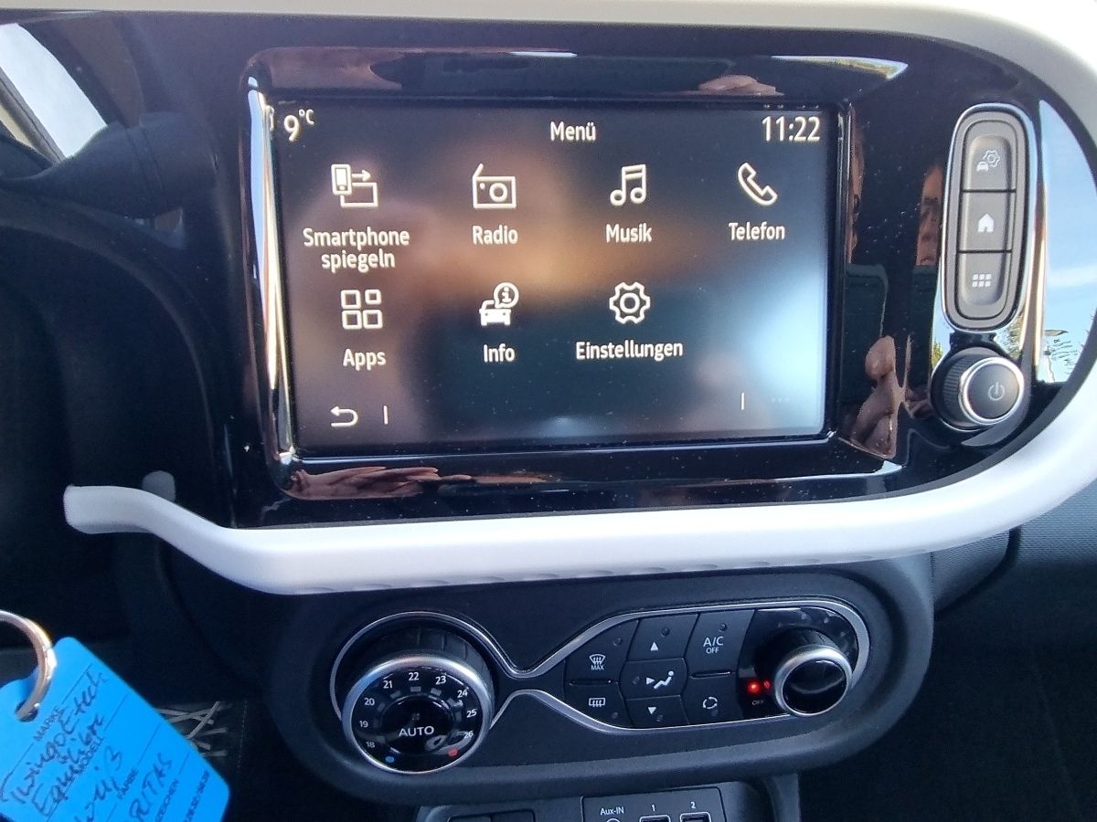 Fahrzeugabbildung Renault Twingo E-TECH elektr. EQUILIBRE