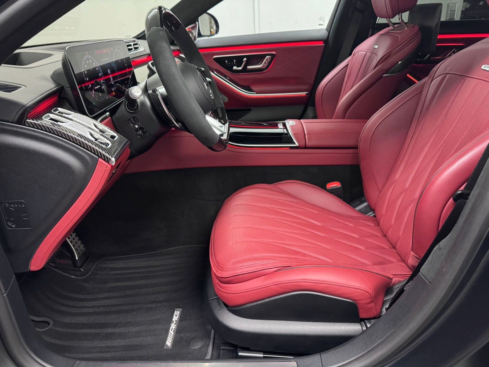 Fahrzeugabbildung Mercedes-Benz S 63 E Performance L  *MANUFAKTUR*