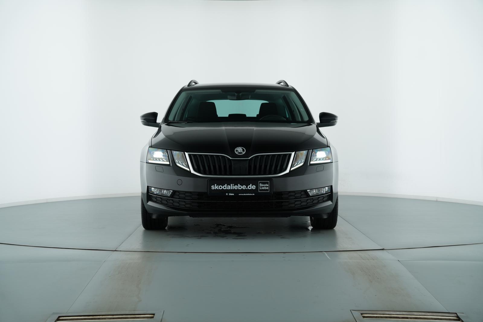 Skoda OCTAVIA COMBI TOUR 1.5TSI SCHECKHEFTGEPFLEGT uvm