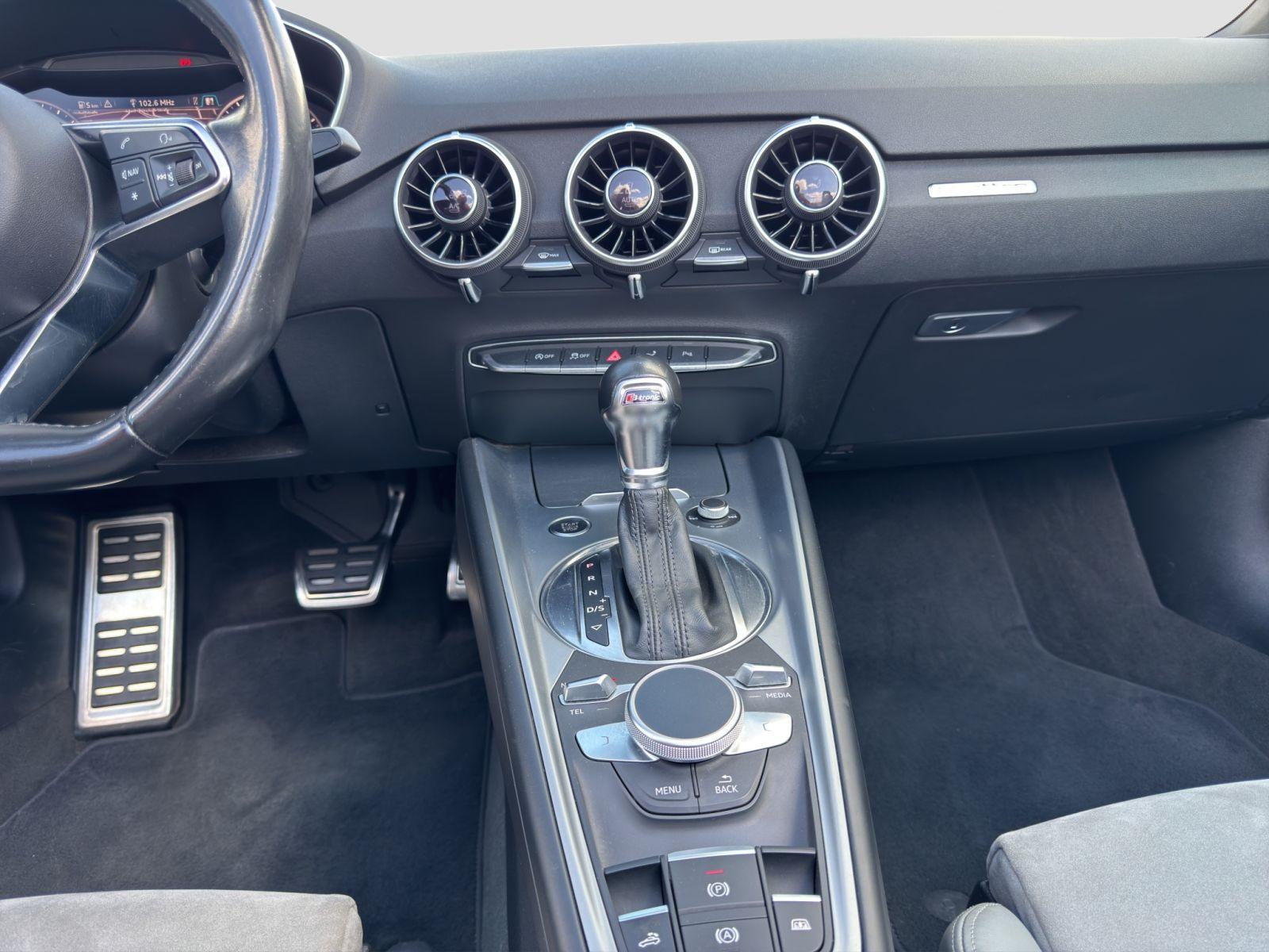 Audi TT Roadster 2.0 TFSI*quattro*Navi*S-Sportsitze*K
