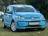 Volkswagen VW e-up! 1.Hd. unfallfrei, 8-fach bereift, neuw. - Volkswagen e-up!: Privatanbieter
