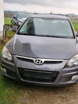 Hyundai hyundai i30 - Hyundai Accent aus 2009
