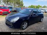 Alfa Romeo Giulietta Turismo Aut,Pano,Navi,TÜV NEU - Alfa Romeo Gebrauchtwagen von 2012