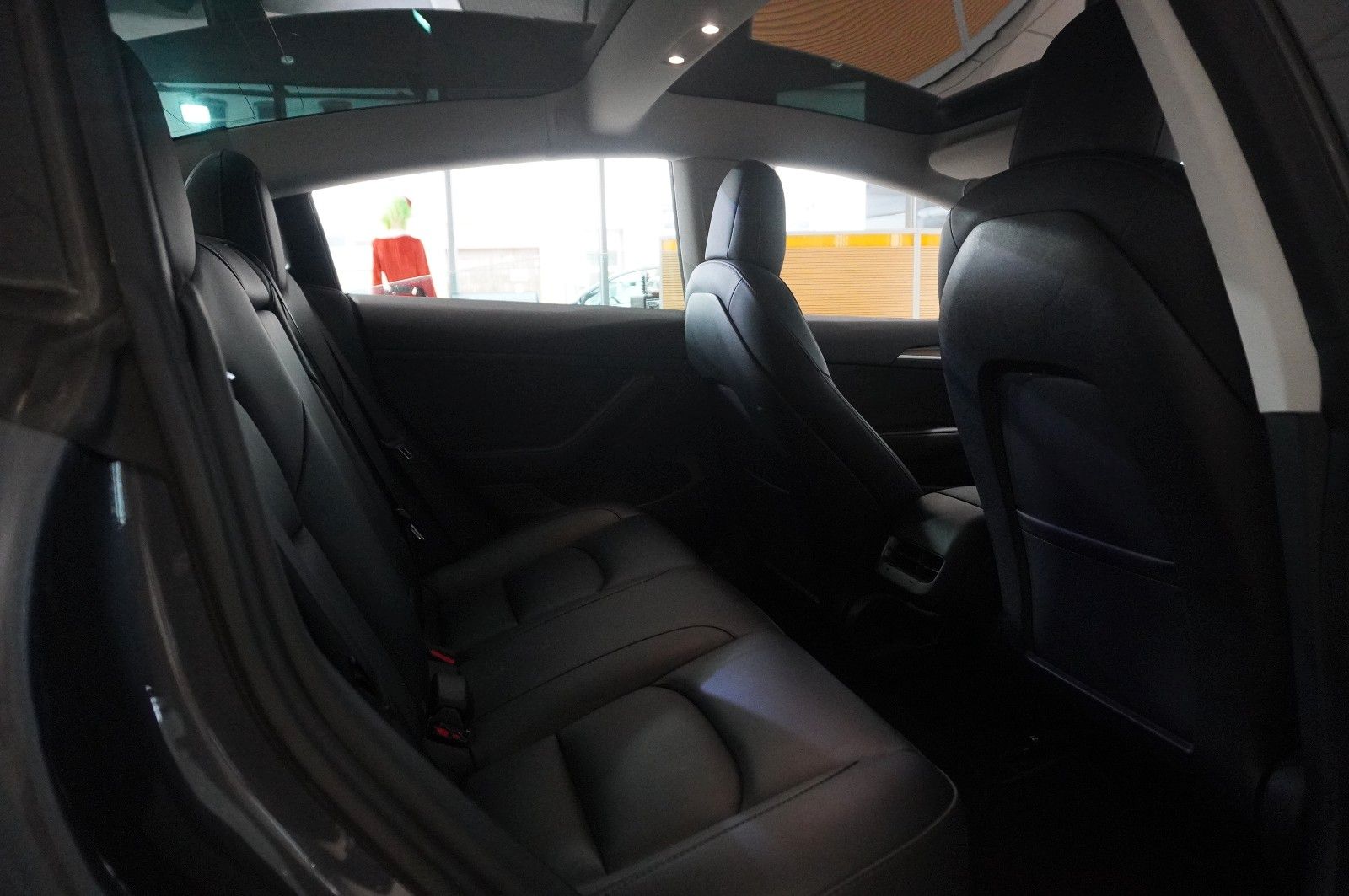 Fahrzeugabbildung Tesla Model 3 LONGRANGE DUAL-MOTOR NAVI/KAMERA/SH/PANO