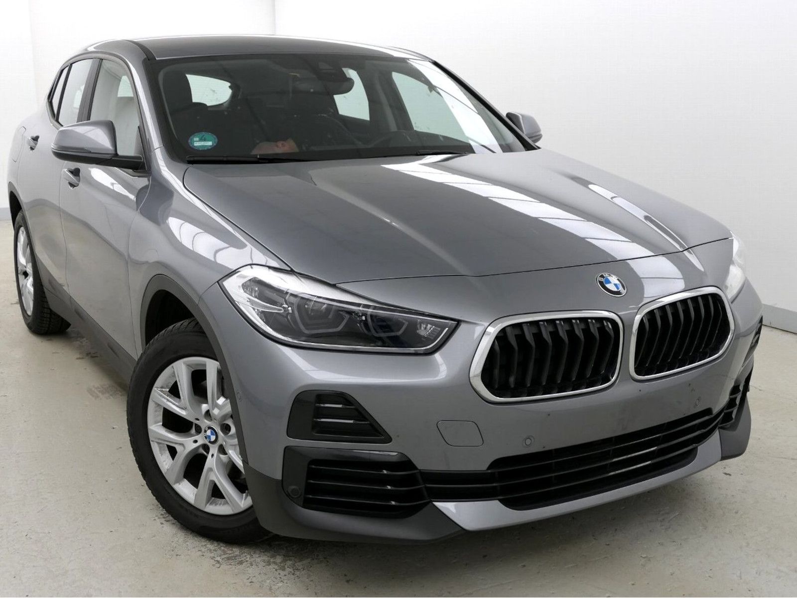 BMW X2 sDrive 18i Advantage Navi Kamera Sound LED+ foto 2