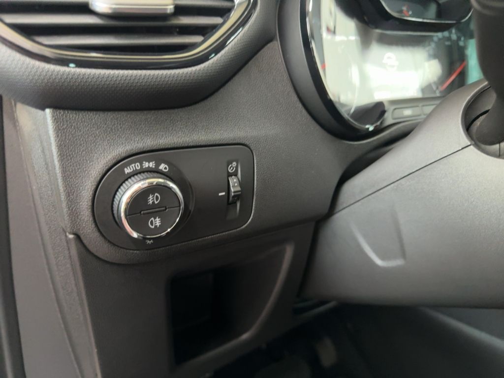 Fahrzeugabbildung Opel Crossland GS AUTOMATIK  RÜCKFAHRK.  KEYLESS