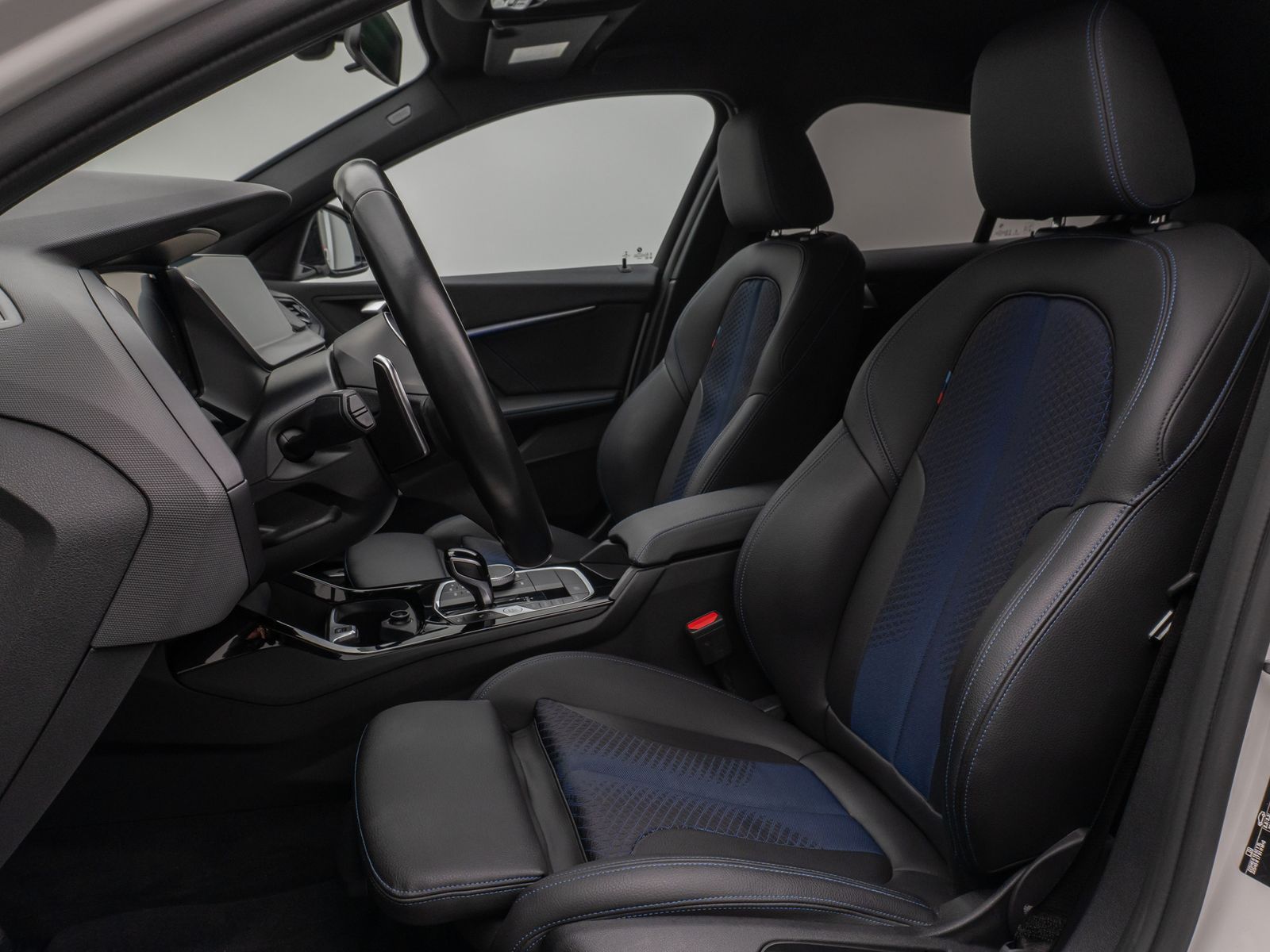 Fahrzeugabbildung BMW 120i M Sport DAB CockPitPr PDC Geschwindigkeitsr