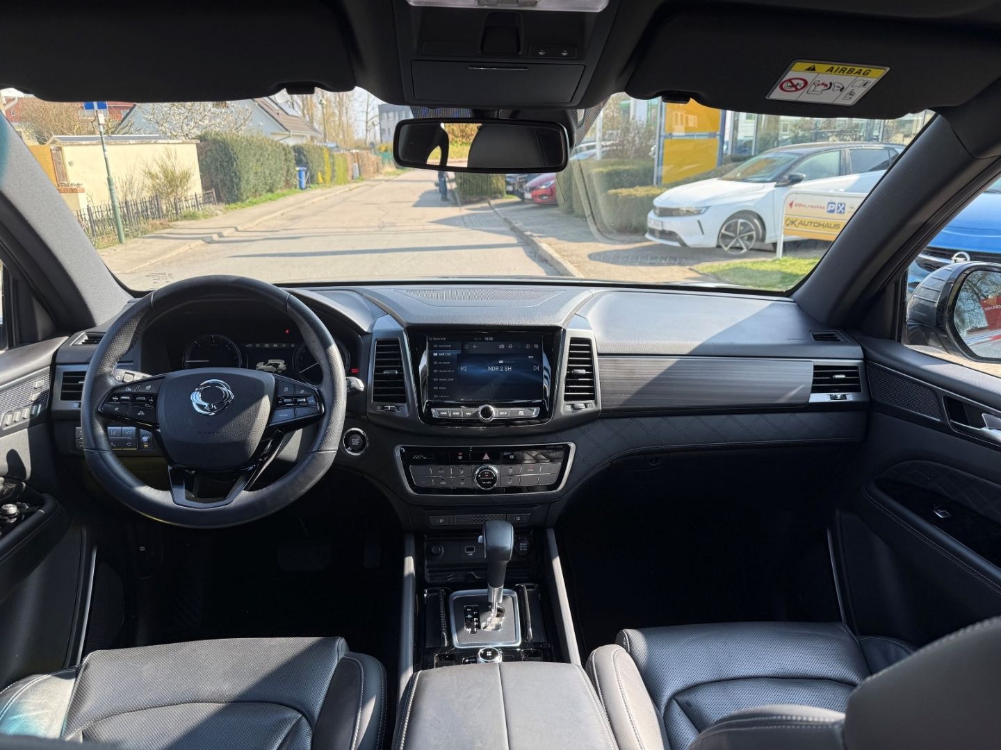Fahrzeugabbildung KGM Rexton 2.2 AWD AT Sapphire Leder+SHZ+LHZ+Kamera