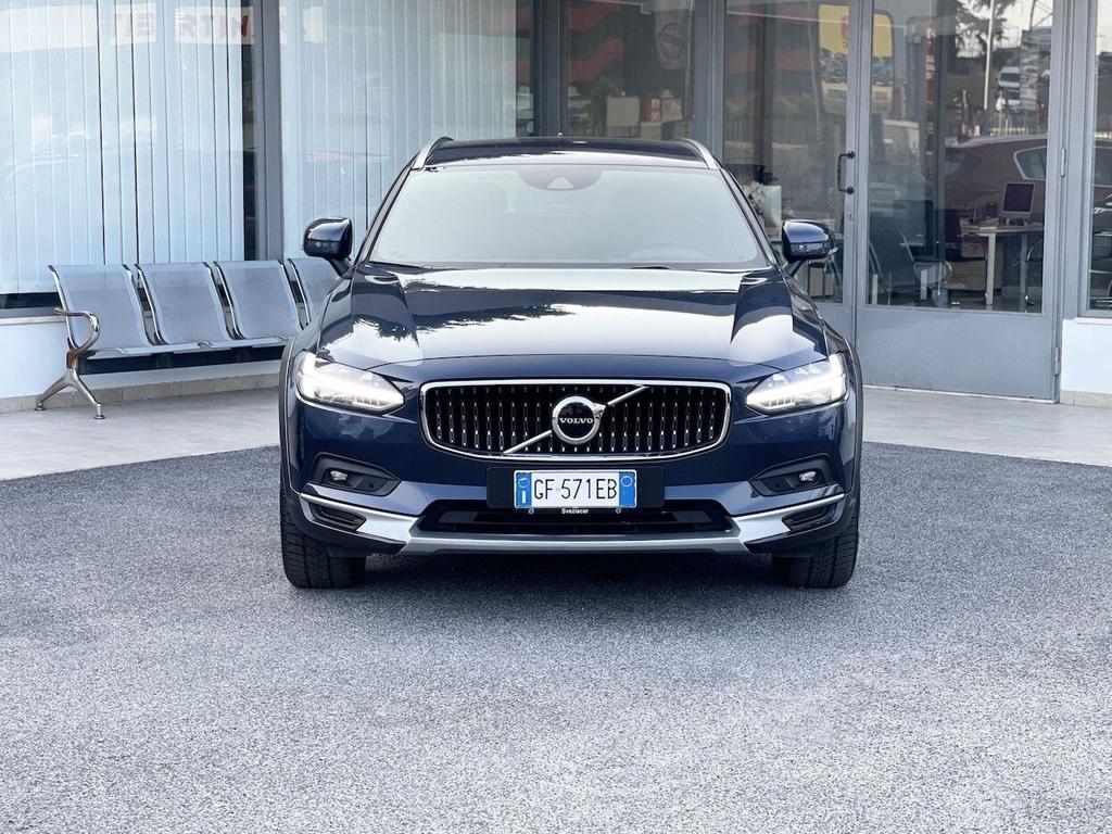 Volvo V90 Cross Country