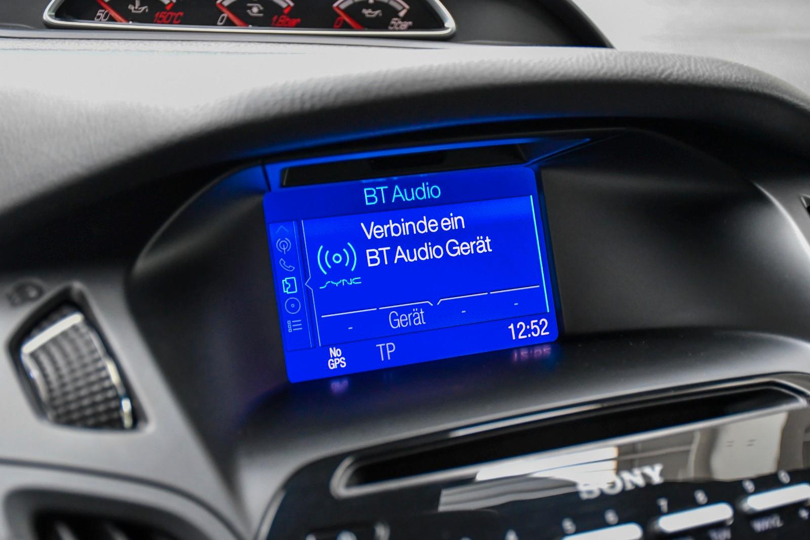 Ford Focus Lim. ST Schalter Recaro Kamera Navi 1.Hand