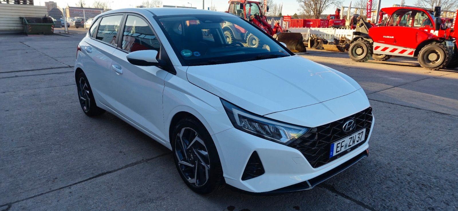 HYUNDAI i20