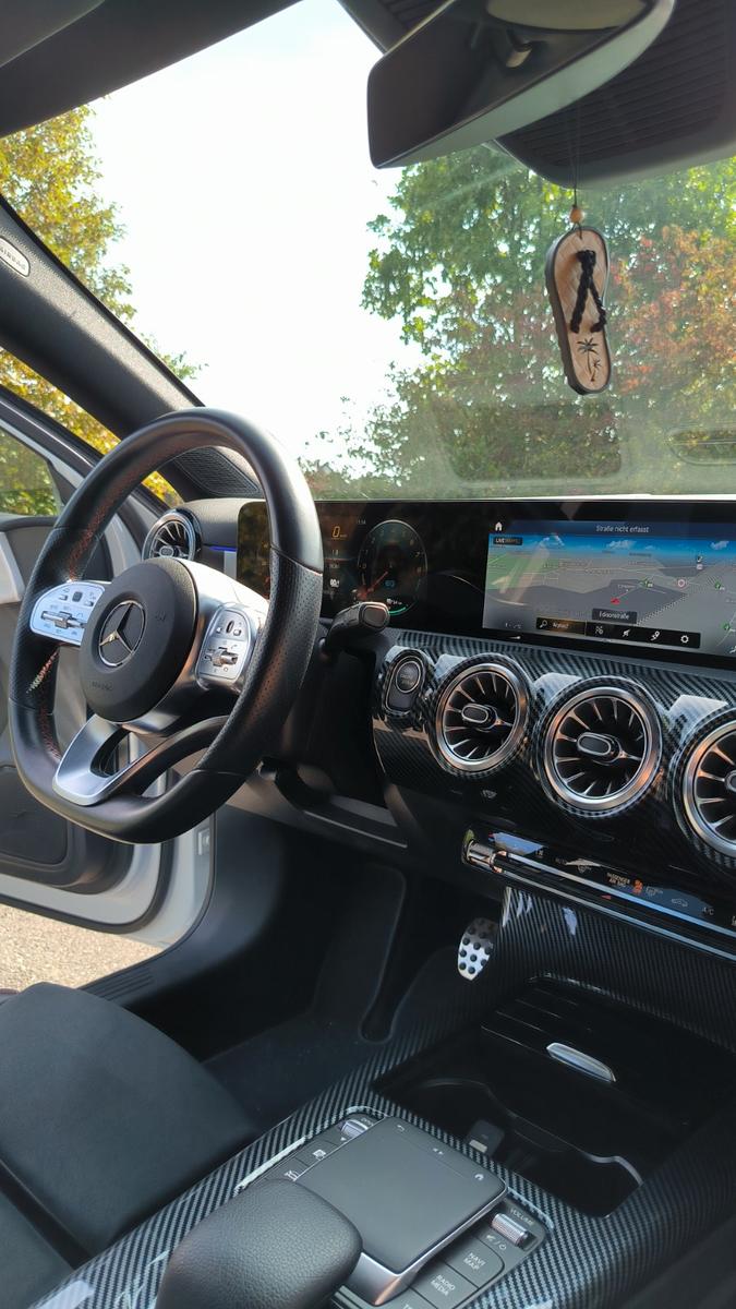 Mercedes-Benz A 250 e AMG-Line, Head-up-Display...