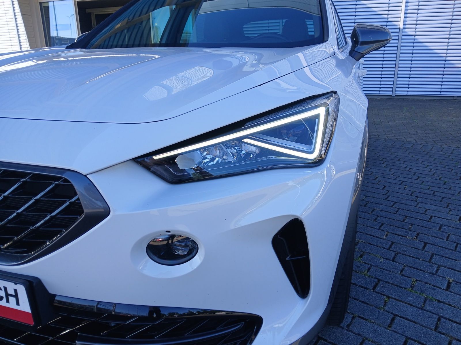 Fahrzeugabbildung CUPRA Formentor TSI DSG 4Drive LED Pano ACC RFK SH 19"