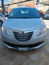 Lancia Ypsilon 1.2 69 CV 5 porte S&S Silver - Lancia aus 2011