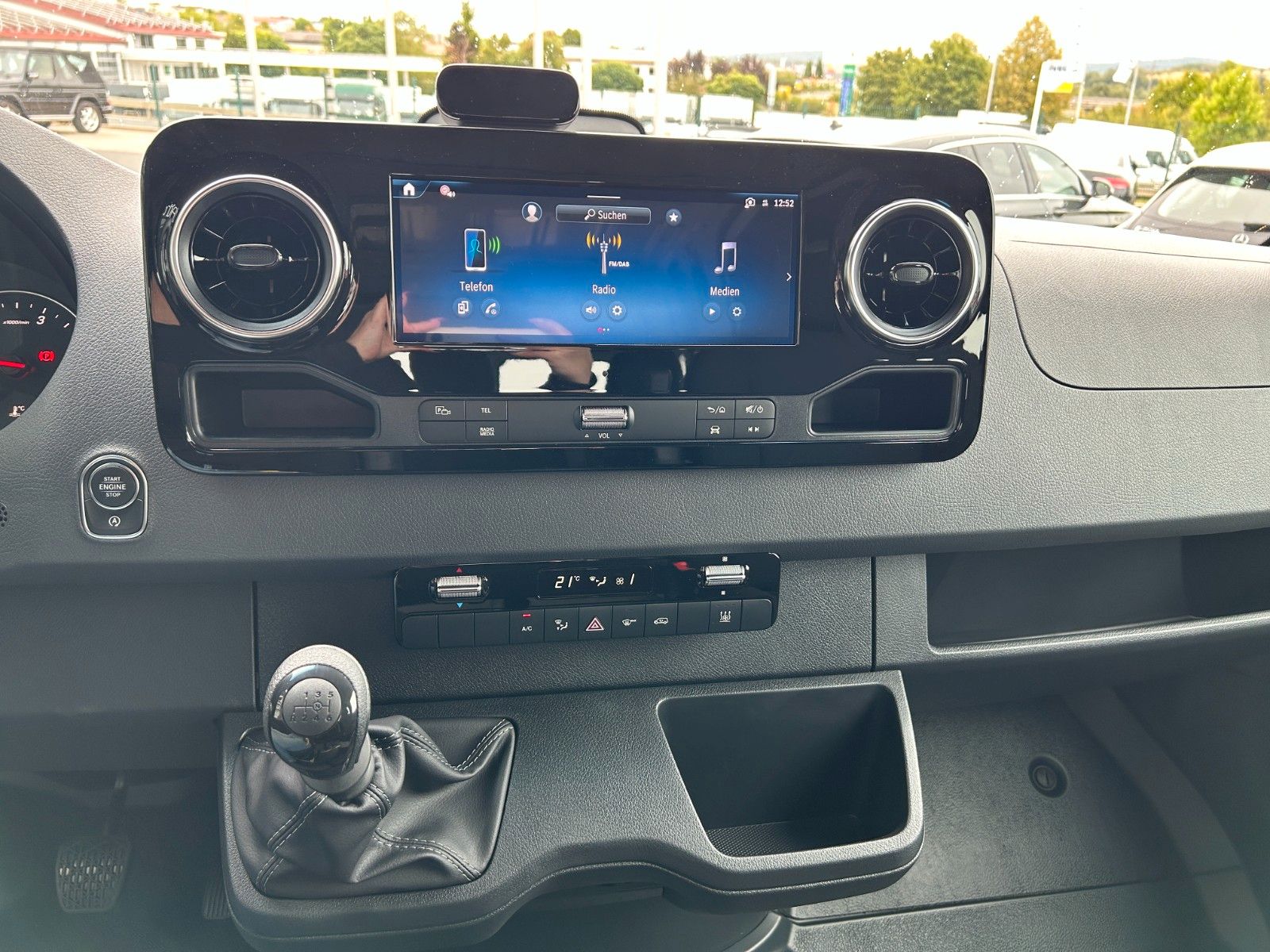 Fahrzeugabbildung Mercedes-Benz Sprinter 317 CDI DoKa/Mixto Stdheiz AHK Kamera