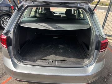Volkswagen Passat Variant - 7