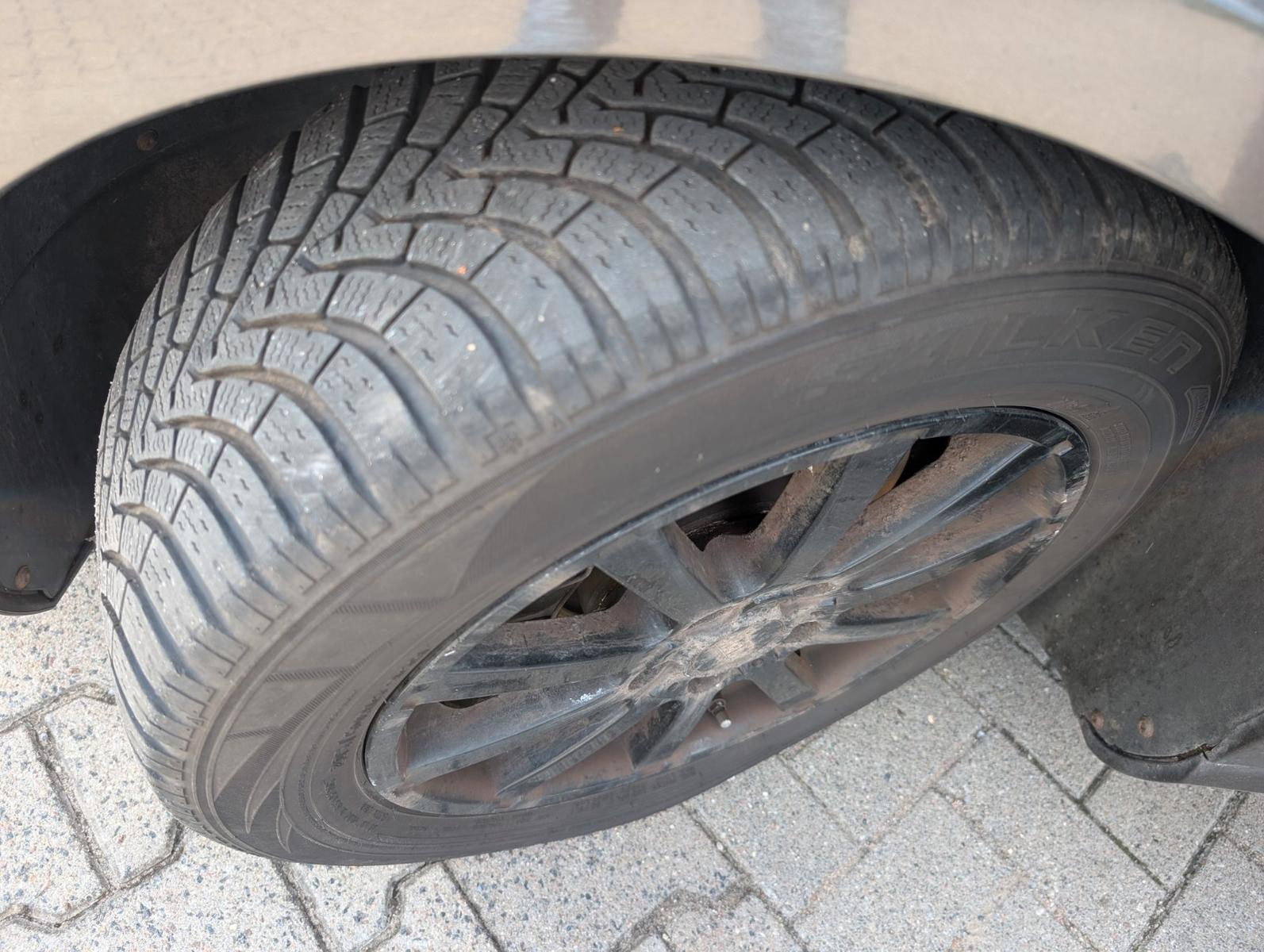 Volkswagen Passat 2015 — photo 26