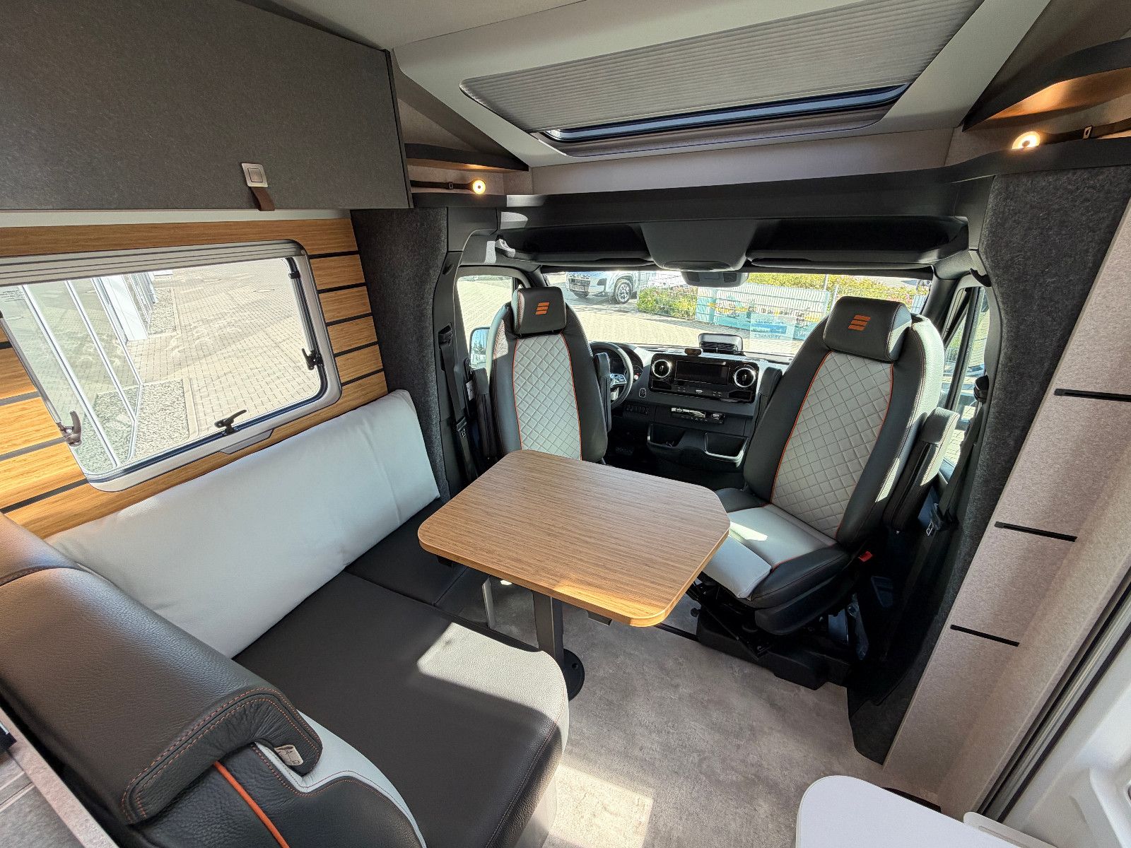 Fahrzeugabbildung HYMER / ERIBA / HYMERCAR ML-T 570 - Crossover - Modell 2027