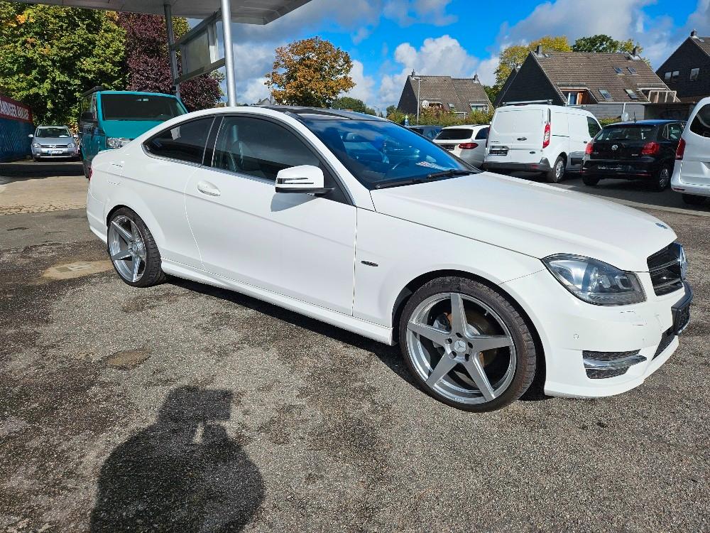 Mercedes-Benz C 180 Autom. AMG Line