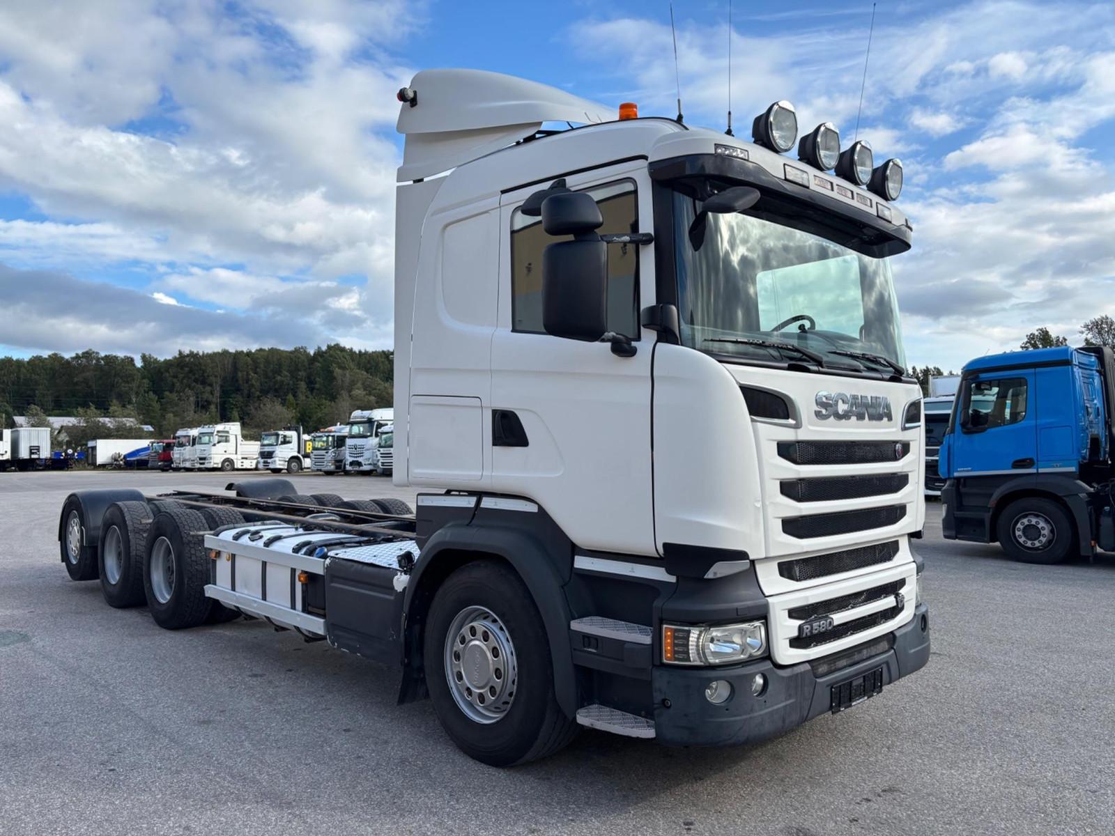 Scania R580 V8 8x4*4 EURO + RETARDER