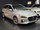 Hyundai i30 cw Family + Nav/Kamera/Temp/Shz/Lhz/Pano/Led - Hyundai i30: Kombi