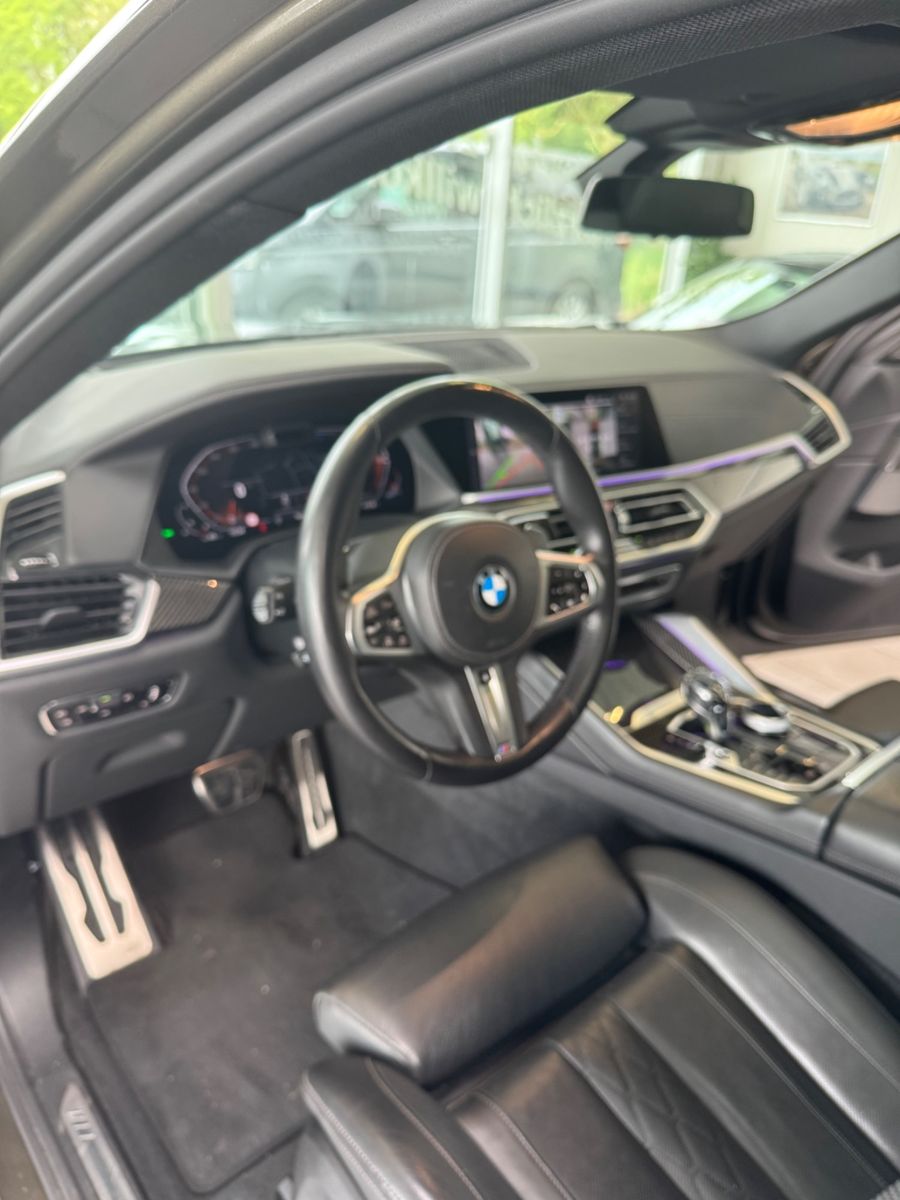 Fahrzeugabbildung BMW X6 xDrive 40 i M Sport/Carbon/Vollausstattung!