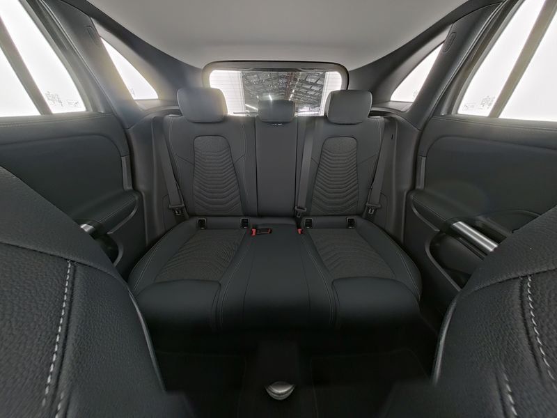 Mercedes-Benz GLA 180 Progressive-Advanced/AHK/Kamera/LED foto 9