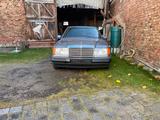 Mercedes-Benz Mercedes Benz W124 E200 - gebrauchte Mercedes-Benz E 200 aus dem Jahr 1991
