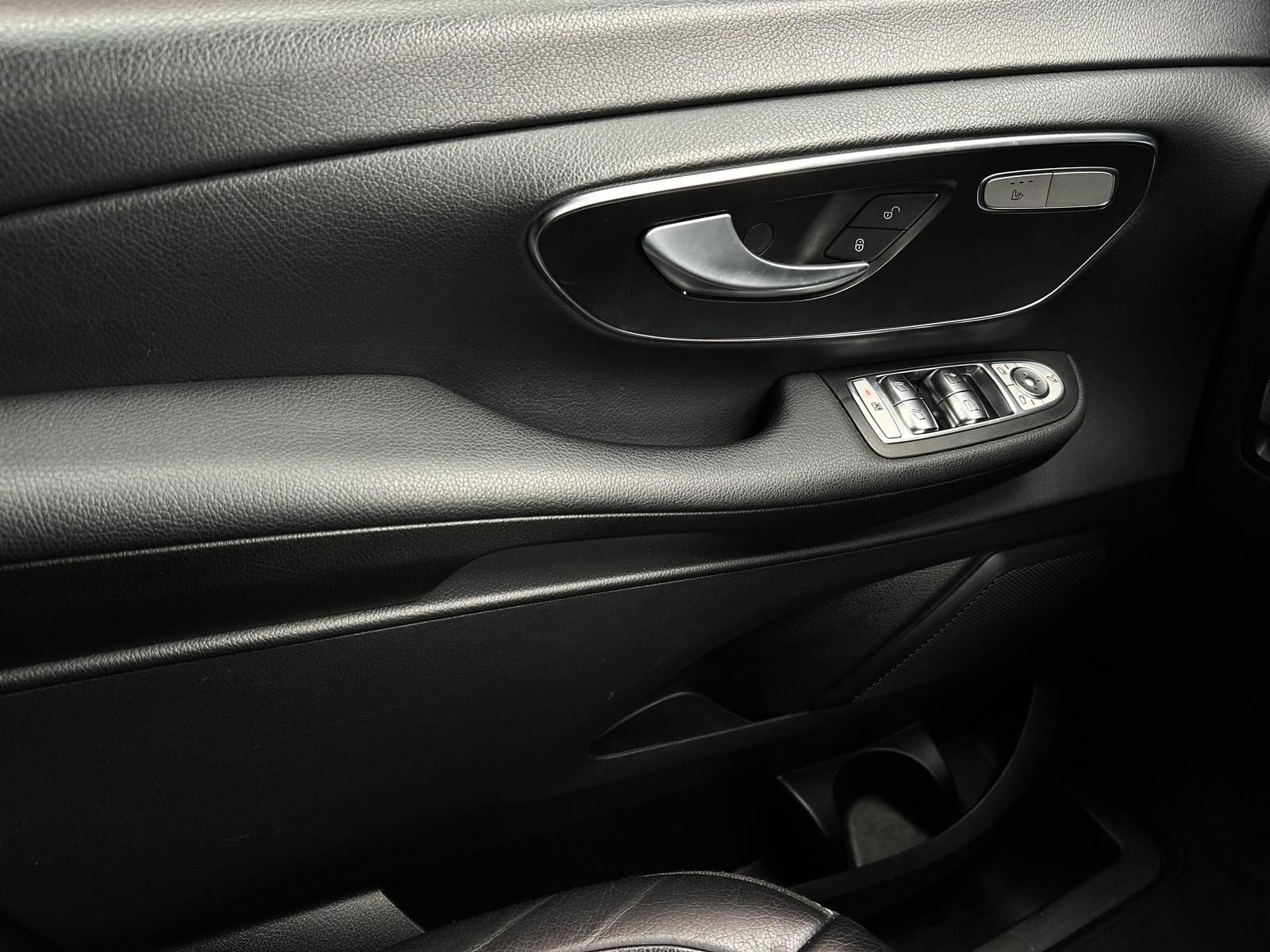 MERCEDES-BENZ V 300d EDITION 19 AMG LANG* LED#AHK#ACC#SHZ#SH - Image 19